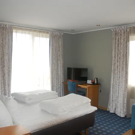 Orland Kysthotell 4*